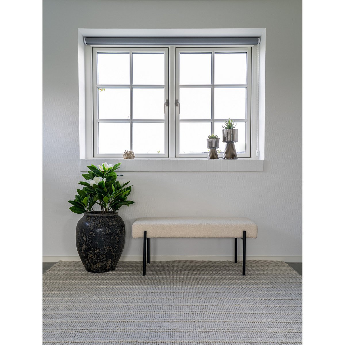 Banc Swindon - Banc en bouclé, blanc avec pieds noirs, 100x36x42,5 cm, HN1232